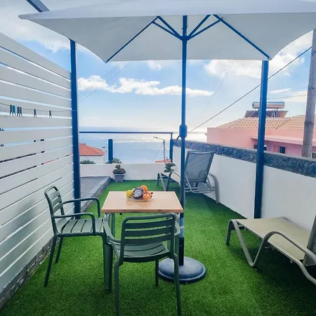 Semesterbostad Casa Sandine Estreito Da Calheta