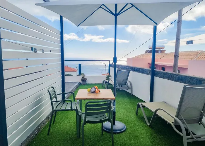 Semesterbostad Casa Sandine Estreito Da Calheta