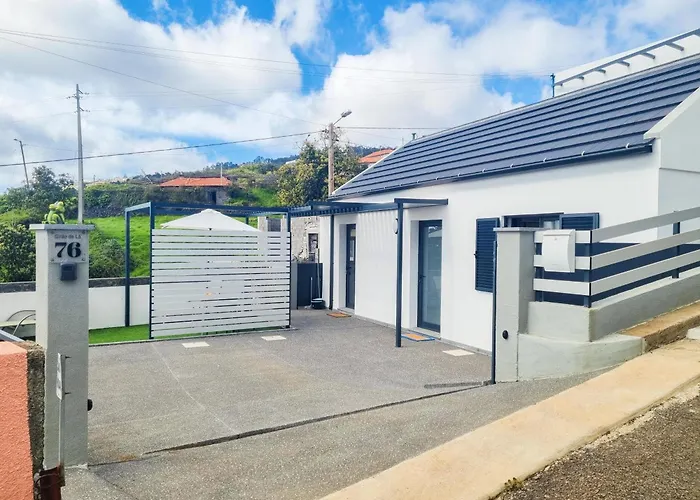 Casa Sandine Semesterbostad *