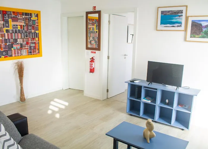 Semesterbostad Casa Sandine Estreito Da Calheta